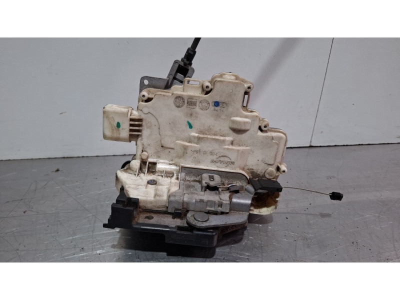 Recambio de cerradura puerta delantera izquierda para seat leon referencia OEM IAM   