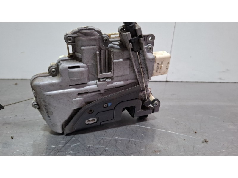 Recambio de cerradura puerta delantera izquierda para seat leon referencia OEM IAM   