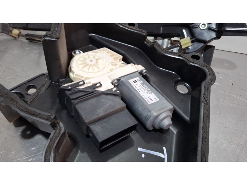 Recambio de elevalunas trasero izquierdo para seat leon referencia OEM IAM 1P0839401B  