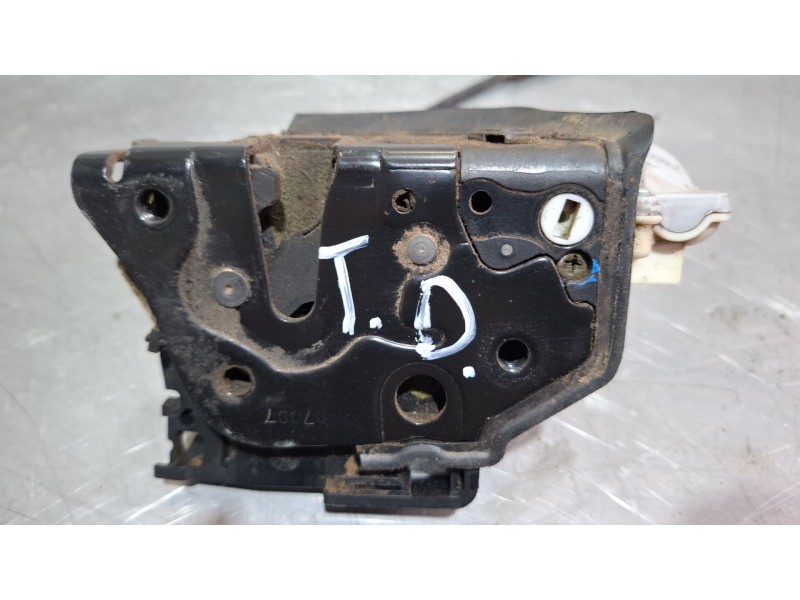 Recambio de cerradura puerta trasera derecha para seat leon referencia OEM IAM 1P0839016  