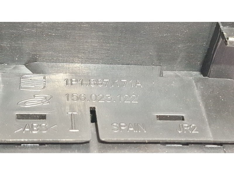 Recambio de mando elevalunas delantero izquierdo para seat leon referencia OEM IAM   