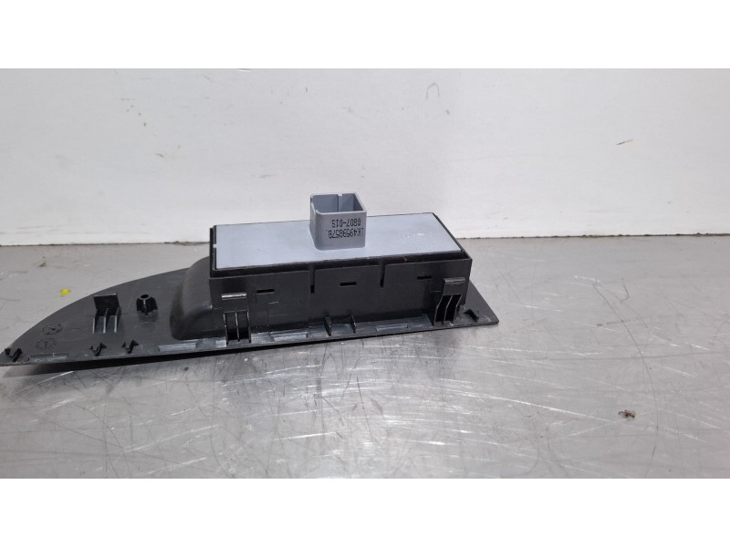 Recambio de mando elevalunas delantero izquierdo para seat leon referencia OEM IAM   