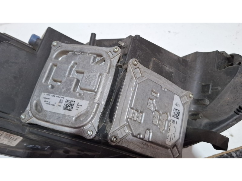 Recambio de faro delantero derecho para peugeot 308 referencia OEM IAM 9677832380-01  