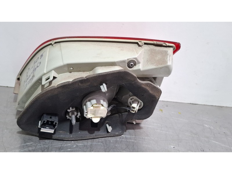 Recambio de piloto porton trasero izquierdo para peugeot 308 referencia OEM IAM 9678098080  