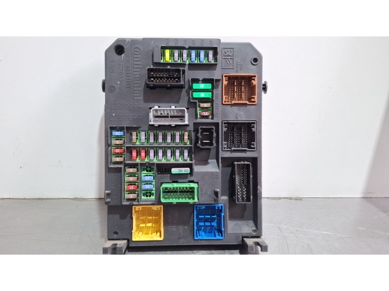 Recambio de centralita bsi para peugeot 308 referencia OEM IAM 980668788001  