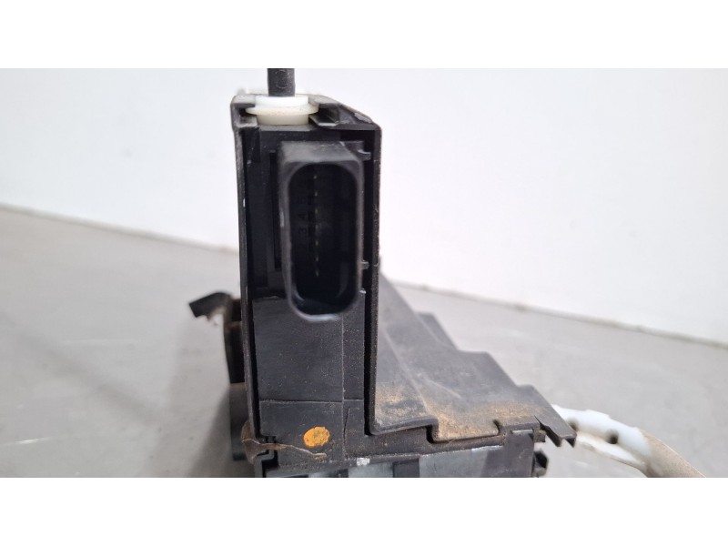 Recambio de cerradura puerta delantera izquierda para peugeot 308 referencia OEM IAM 9810309480  