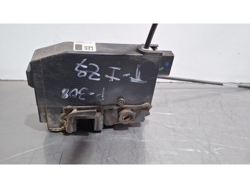 Recambio de cerradura puerta trasera izquierda para peugeot 308 referencia OEM IAM 9810309980  