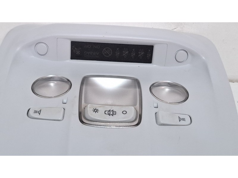 Recambio de luz interior para peugeot 308 referencia OEM IAM 9807496180  