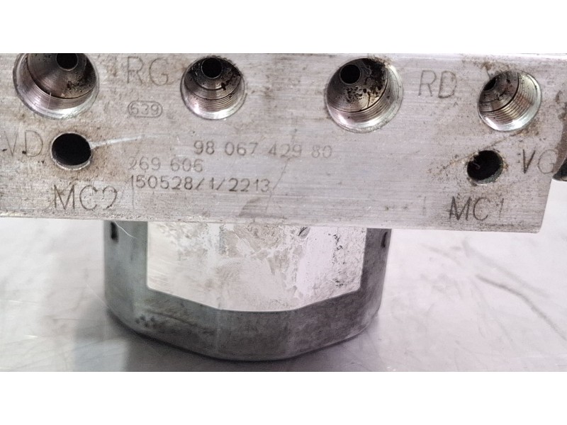 Recambio de modulo abs para peugeot 308 referencia OEM IAM 9806742980  
