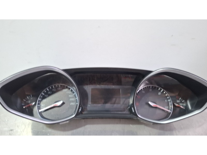Recambio de cuenta kilometros para peugeot 308 referencia OEM IAM 9809838780  