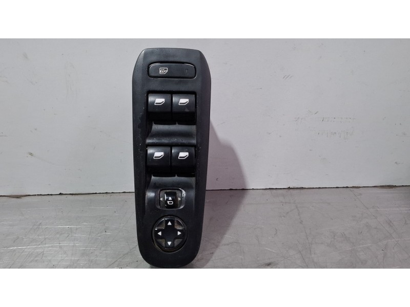 Recambio de mando elevalunas delantero izquierdo para peugeot 308 sw ii (lc_, lj_, lr_, lx_, l4_) 2.0 bluehdi 150 referencia OEM