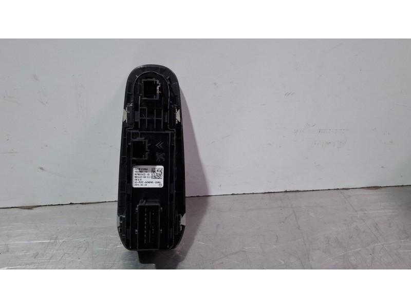 Recambio de mando elevalunas delantero izquierdo para peugeot 308 sw ii (lc_, lj_, lr_, lx_, l4_) 2.0 bluehdi 150 referencia OEM