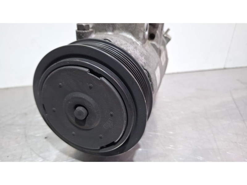 Recambio de compresor aire acondicionado para seat ibiza ii referencia OEM IAM 6Q0820808B  