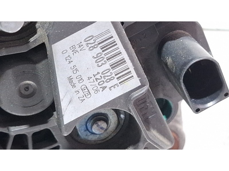 Recambio de alternador para seat ibiza ii referencia OEM IAM 028903028E 0124515010  