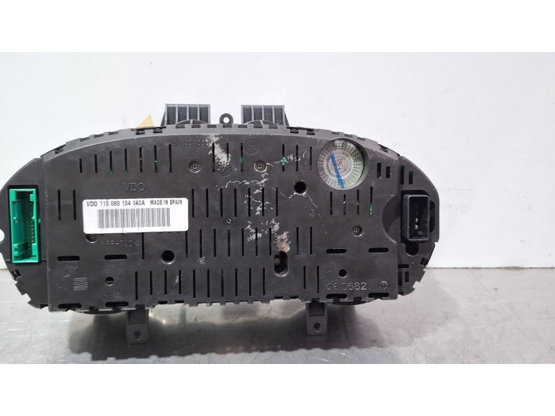 Recambio de cuenta kilometros para seat ibiza ii referencia OEM IAM WO6L0920803A  