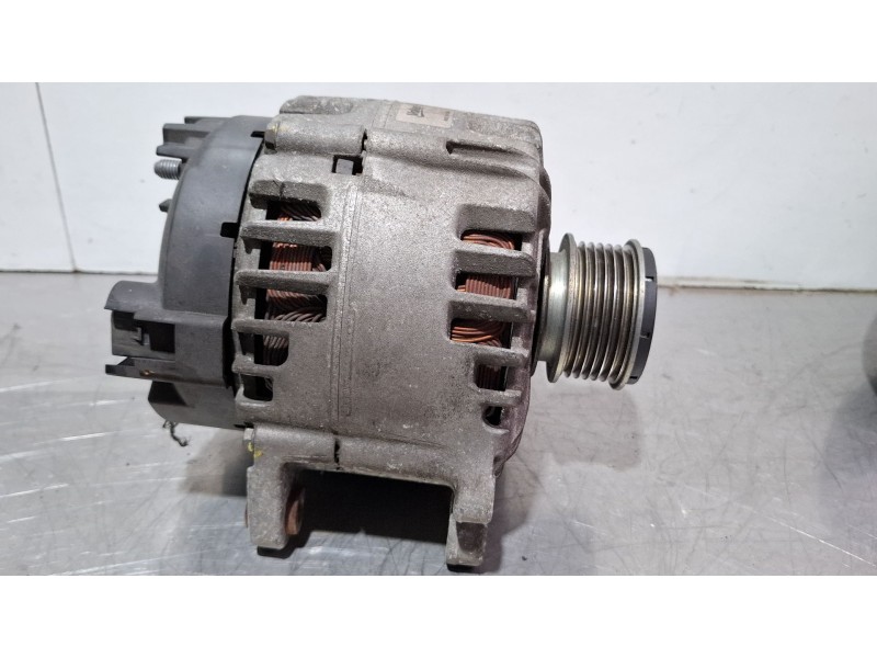 Recambio de alternador para audi a3 referencia OEM IAM TG14C026  