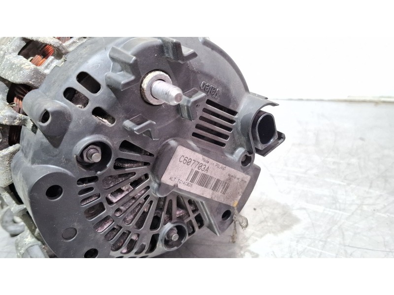 Recambio de alternador para audi a3 referencia OEM IAM TG14C026  
