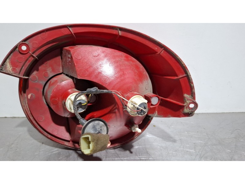 Recambio de piloto trasero izquierdo para chevrolet klak matiz referencia OEM IAM 300411L  