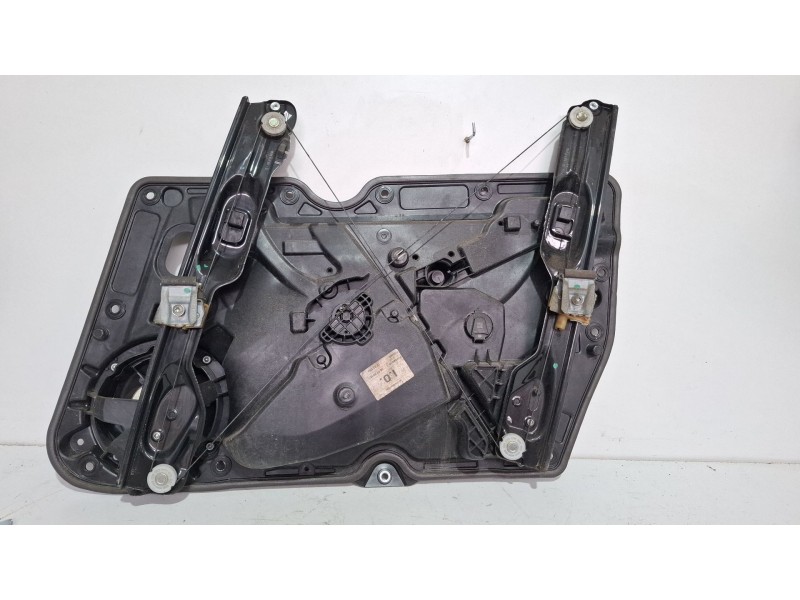 Recambio de elevalunas delantero izquierdo para volkswagen golf blue motion referencia OEM IAM 5K1837729P 5K0959793 5K0959701B  