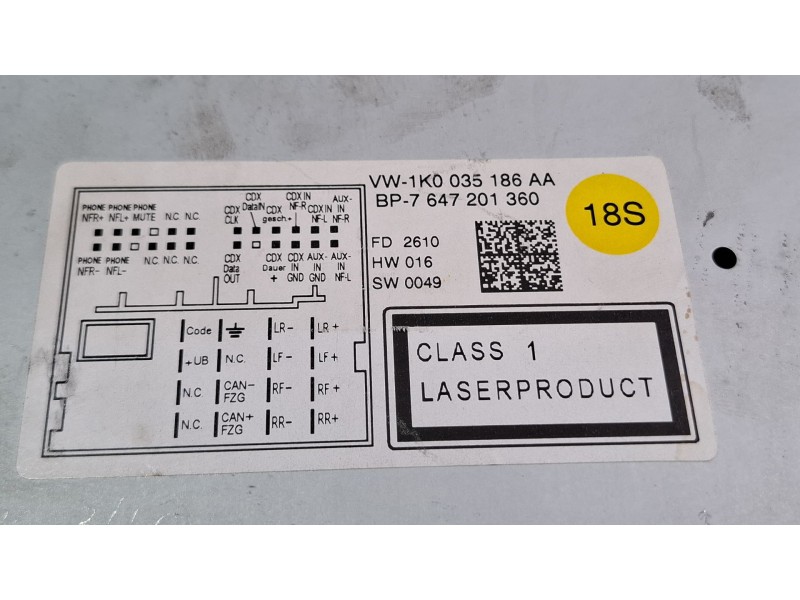 Recambio de sistema audio / radio cd para volkswagen golf blue motion referencia OEM IAM 1K0035186AA  