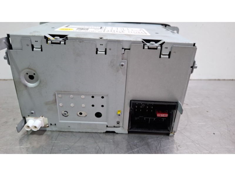 Recambio de sistema audio / radio cd para volkswagen golf blue motion referencia OEM IAM 1K0035186AA  