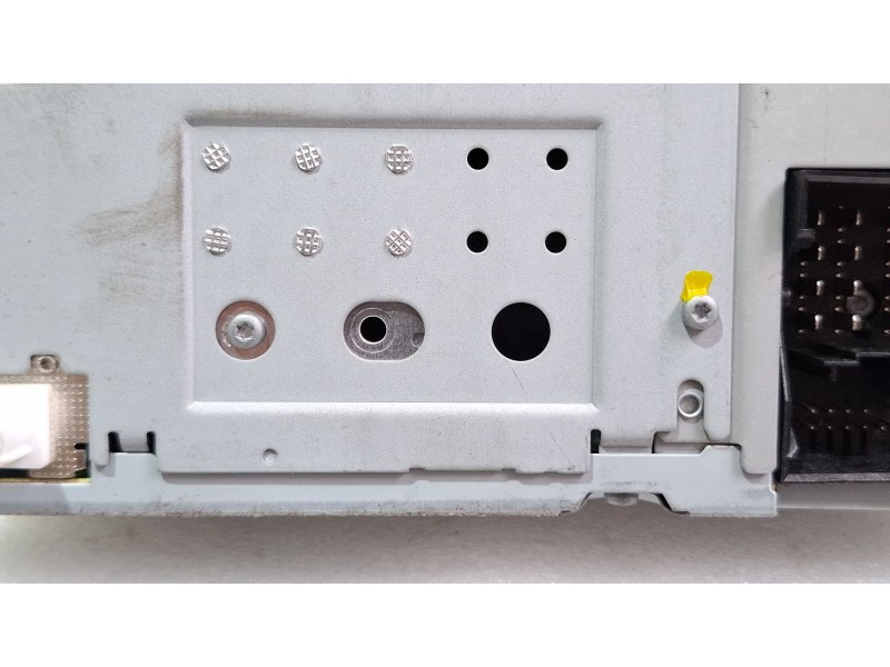 Recambio de sistema audio / radio cd para volkswagen golf blue motion referencia OEM IAM 1K0035186AA  