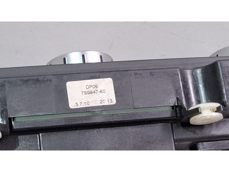 Recambio de mando climatizador para volkswagen golf blue motion referencia OEM IAM 5HB009751-20  