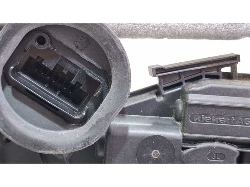 Recambio de cerradura puerta trasera izquierda para volkswagen golf blue motion referencia OEM IAM 5K0839015H  