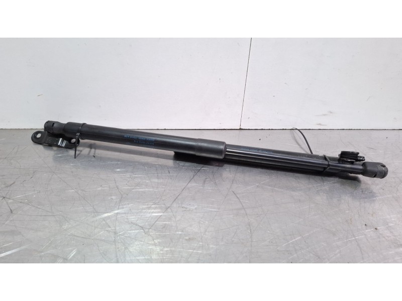 Recambio de amortiguadores maletero / porton para volkswagen golf blue motion referencia OEM IAM 5K6827550D  