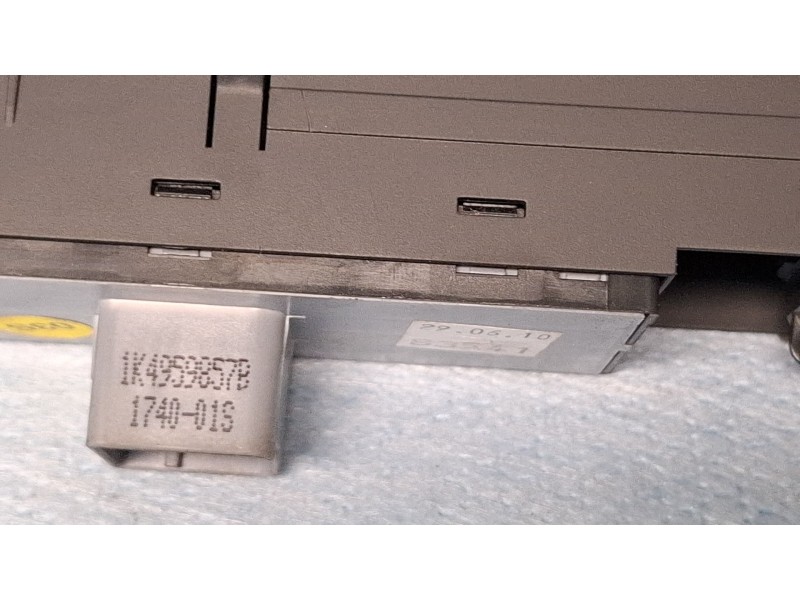 Recambio de mando elevalunas delantero izquierdo para volkswagen golf blue motion referencia OEM IAM 1k4959857b  