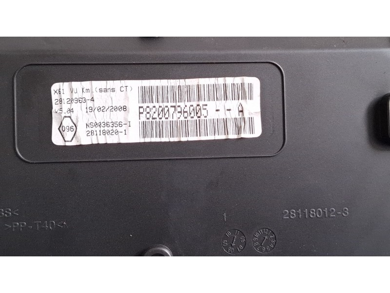 Recambio de cuenta kilometros para renault kangoo referencia OEM IAM P8200796005-A  