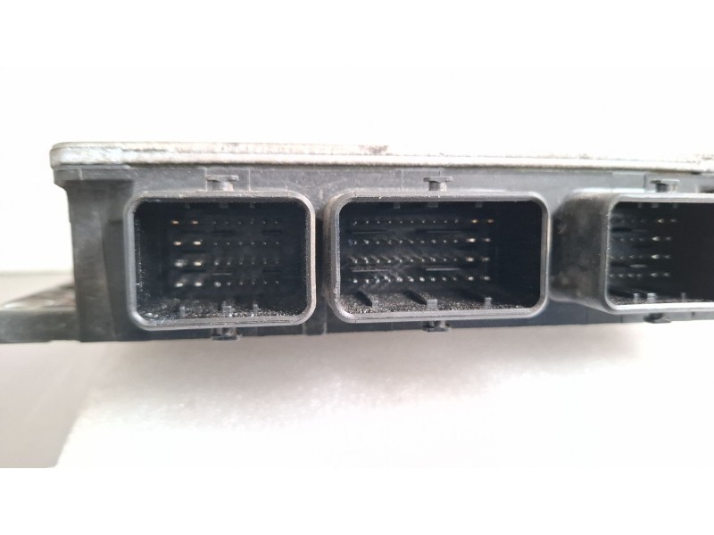 Recambio de centralita motor para renault kangoo referencia OEM IAM 8200911560 8200909666  