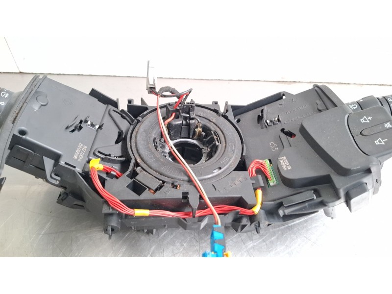 Recambio de mando multifuncion para renault kangoo referencia OEM IAM 8200475565  