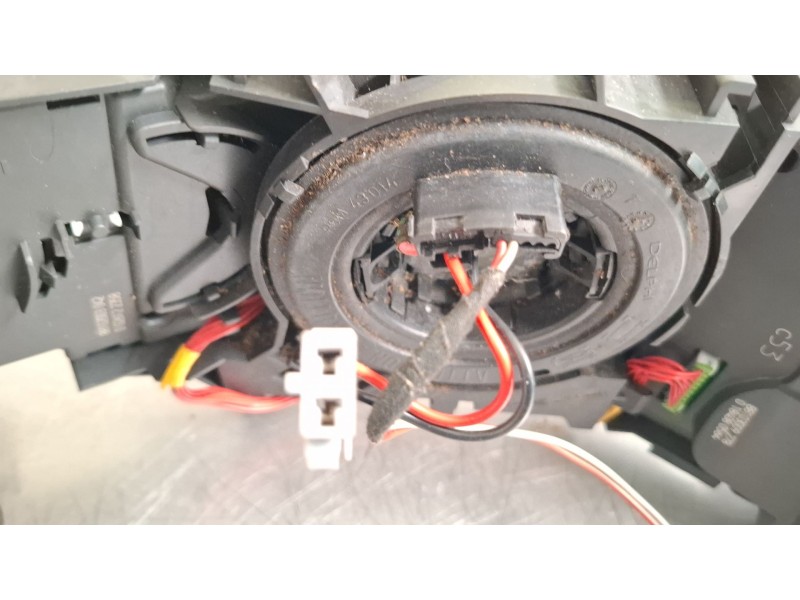 Recambio de mando multifuncion para renault kangoo referencia OEM IAM 8200475565  