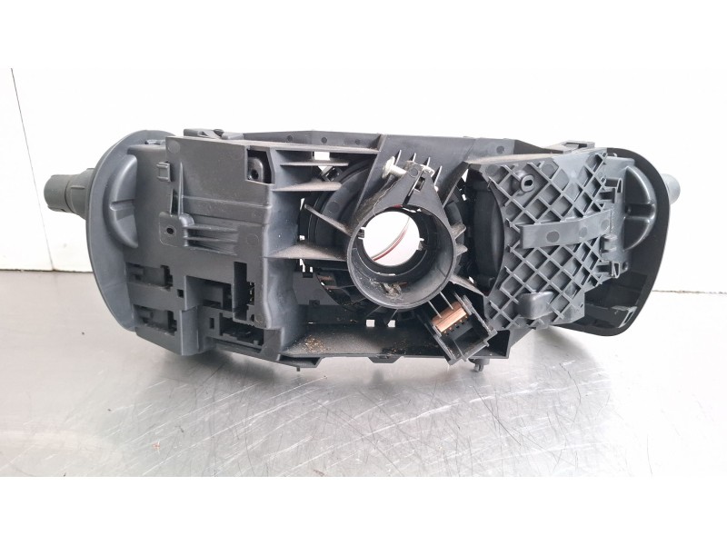 Recambio de mando multifuncion para renault kangoo referencia OEM IAM 8200475565  
