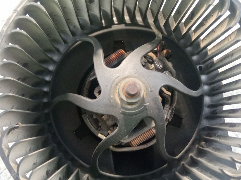 Recambio de ventilador calefaccion para volkswagen golf referencia OEM IAM 1J1819021C  