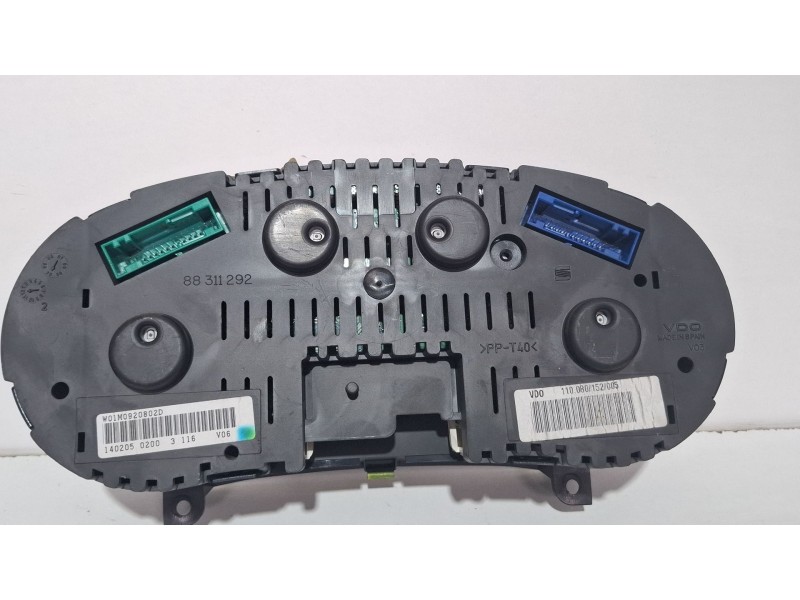 Recambio de cuenta kilometros para seat leon referencia OEM IAM 8831292  