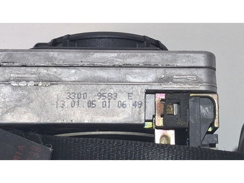 Recambio de cinturon seguridad delantero derecho para seat leon referencia OEM IAM 33009583E  