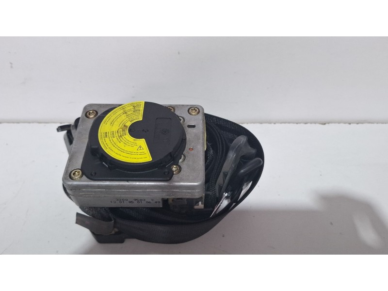 Recambio de cinturon seguridad delantero derecho para seat leon referencia OEM IAM 33009583E  