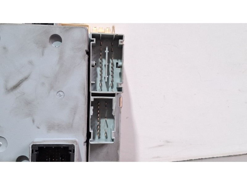 Recambio de caja reles / fusibles para fiat stilo referencia OEM IAM 501208530100 46797609  