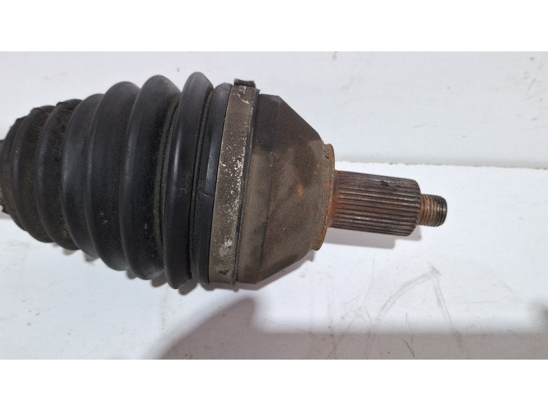 Recambio de palier izquierdo para seat ibiza 6j 6j referencia OEM IAM 6R0407761E  