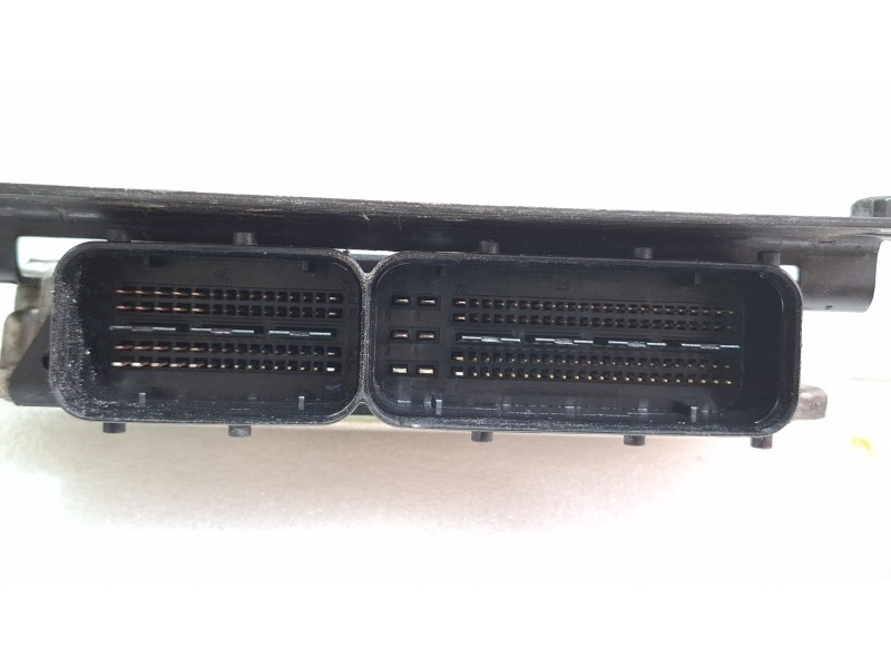 Recambio de centralita motor para seat ibiza 6j 6j referencia OEM IAM 03G906013K 0281014883  