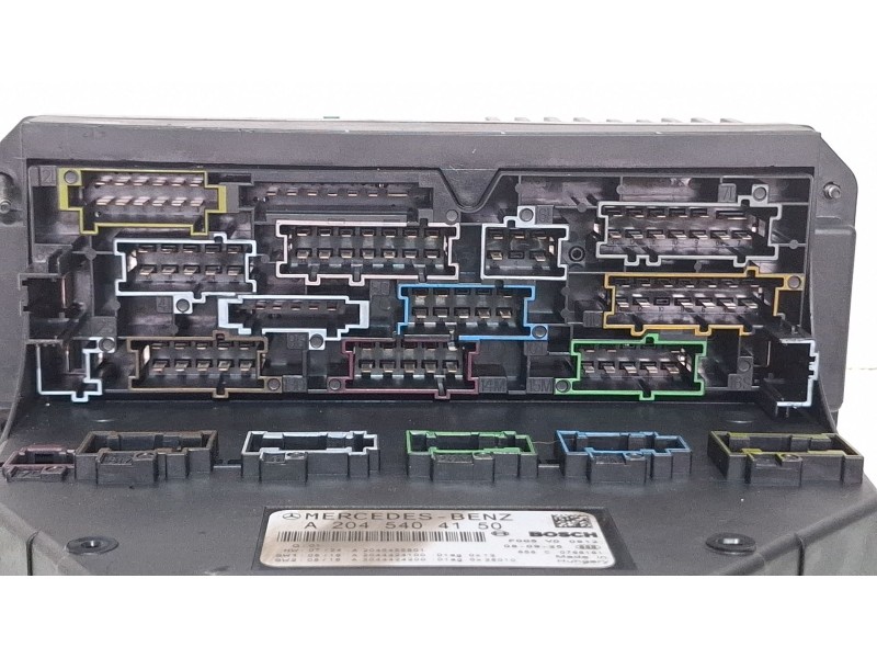 Recambio de caja reles / fusibles para mercedes-benz c 200 cdi referencia OEM IAM A2045404150  