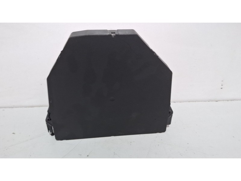Recambio de caja reles / fusibles para mercedes-benz c 200 cdi referencia OEM IAM A2045404150  