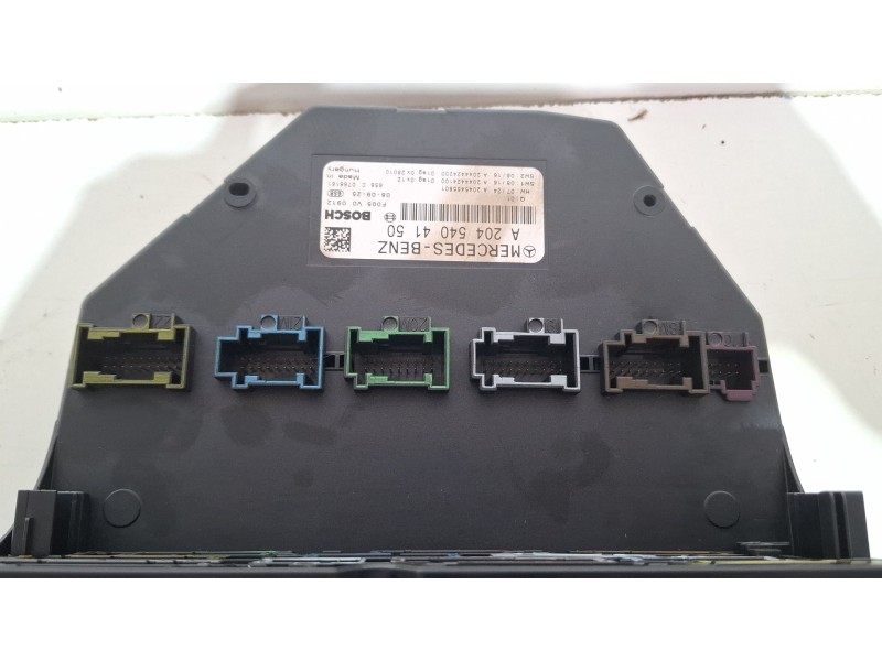 Recambio de caja reles / fusibles para mercedes-benz c 200 cdi referencia OEM IAM A2045404150  