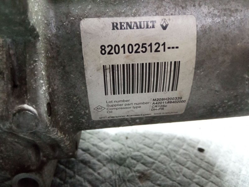 Recambio de compresor aire acondicionado para renault fluence referencia OEM IAM 8201025121  