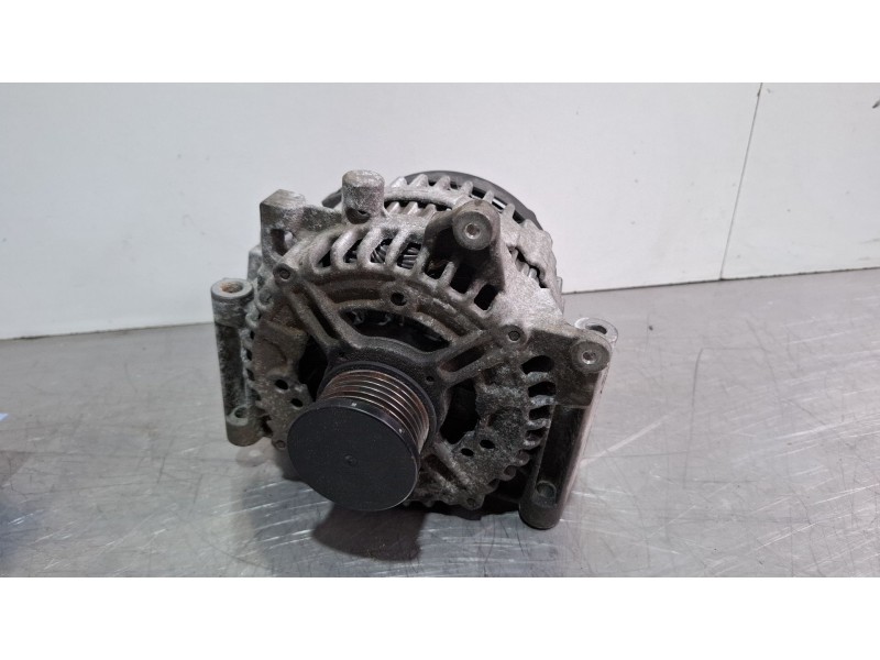 Recambio de alternador para mercedes-benz c 200 cdi referencia OEM IAM A0131549002  
