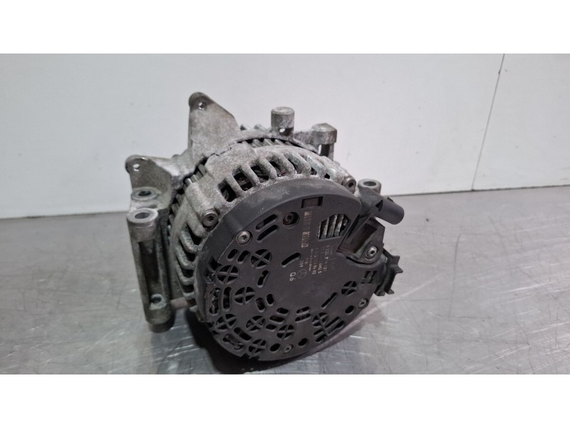 Recambio de alternador para mercedes-benz c 200 cdi referencia OEM IAM A0131549002  