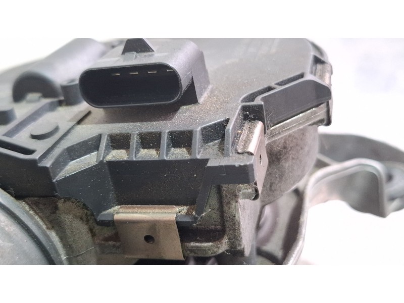 Recambio de motor limpiaparabrisas delantero para mercedes-benz c 200 cdi referencia OEM IAM A2048201040 / 3397021082  