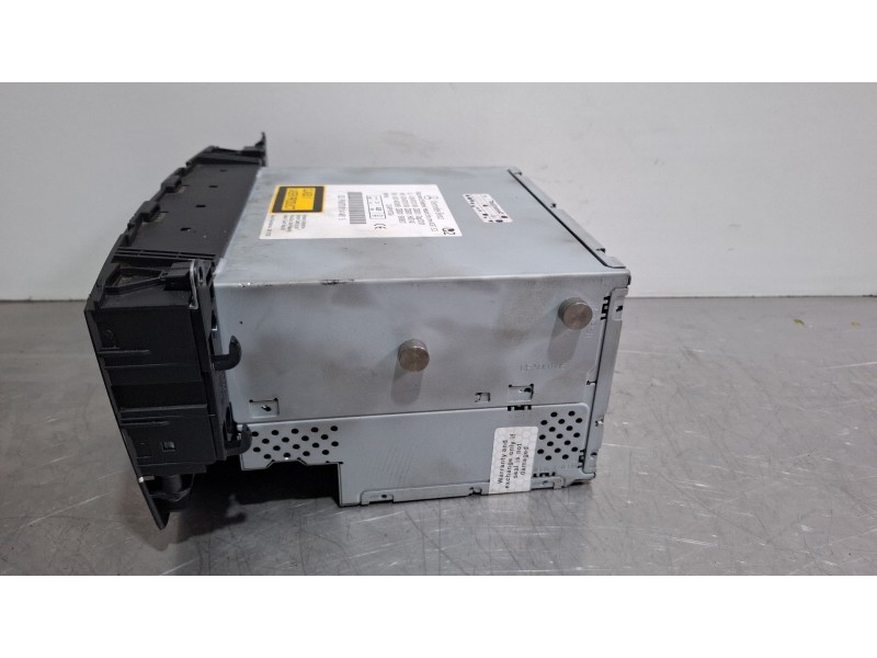Recambio de sistema audio / radio cd para mercedes-benz c 200 cdi referencia OEM IAM A2048700196  